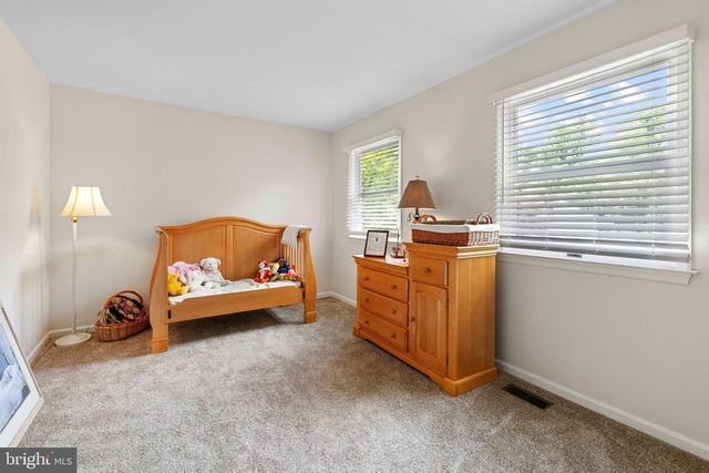 1495 ESTATE LN, Southampton, PA 18966