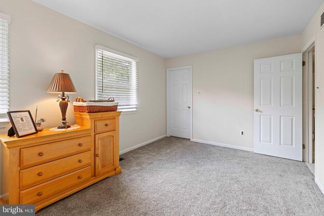 1495 ESTATE LN, Southampton, PA 18966