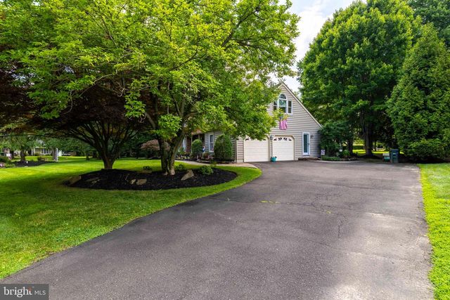 1495 ESTATE LN, Southampton, PA 18966