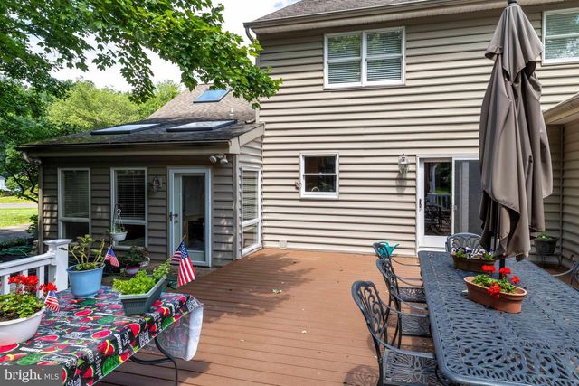 1495 ESTATE LN, Southampton, PA 18966