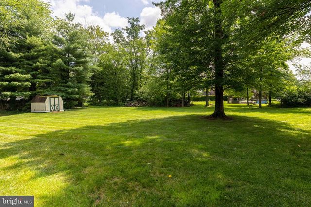 1495 ESTATE LN, Southampton, PA 18966