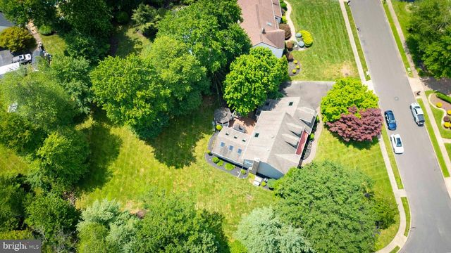 1495 ESTATE LN, Southampton, PA 18966