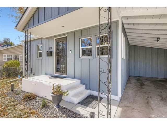 3255 S Corona St, Englewood, CO 80113