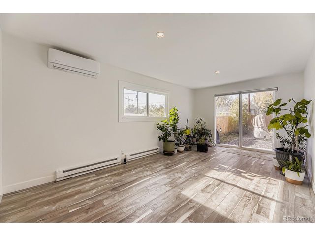 3255 S Corona St, Englewood, CO 80113