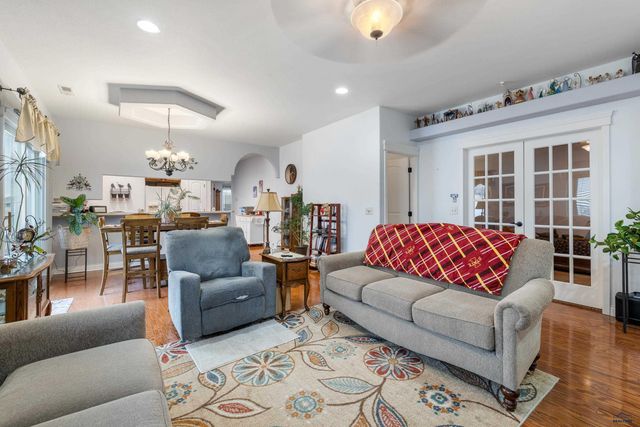 1222 E OAKLAND, Rapid City, SD 57701