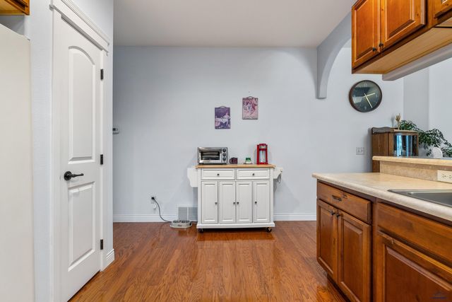 1222 E OAKLAND, Rapid City, SD 57701