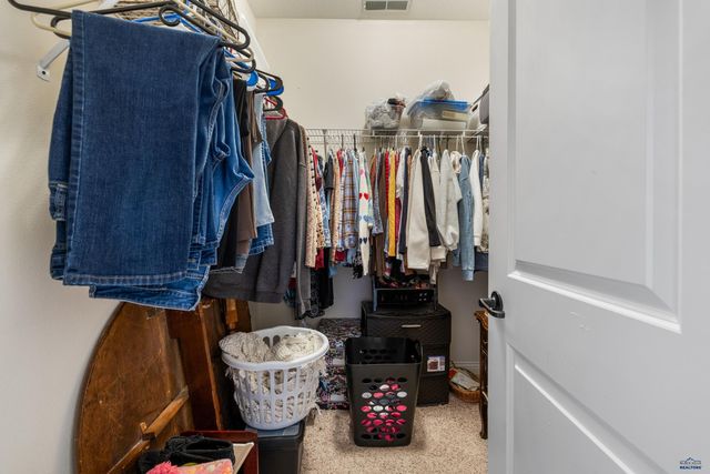 1222 E OAKLAND, Rapid City, SD 57701