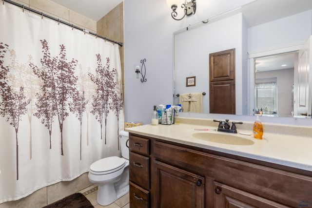 1222 E OAKLAND, Rapid City, SD 57701