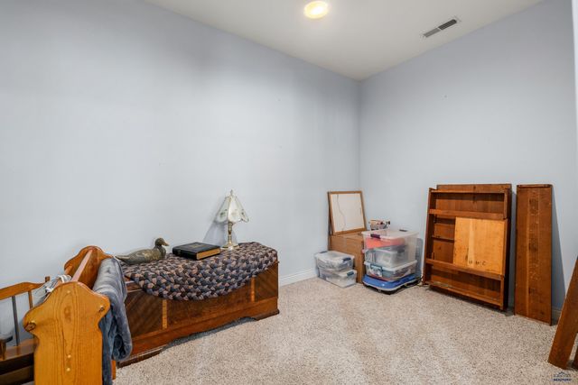 1222 E OAKLAND, Rapid City, SD 57701