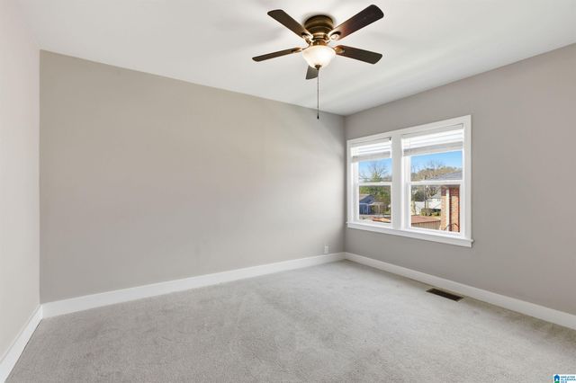 949 GADSDEN HIGHWAY, Birmingham, AL 35235