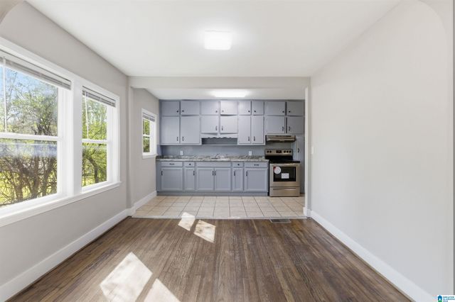 949 GADSDEN HIGHWAY, Birmingham, AL 35235