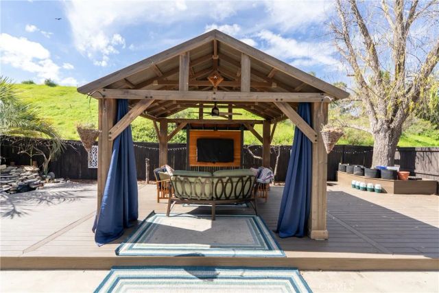 11505 Piona, Atascadero, CA 93422