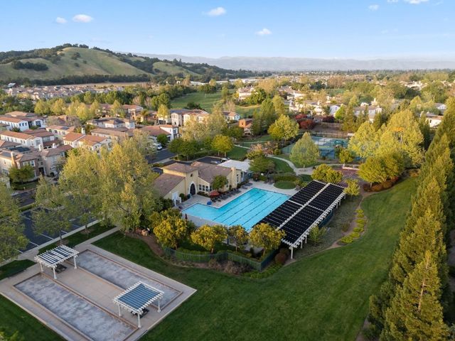 7531 Edinburgh Way, Gilroy, CA 95020