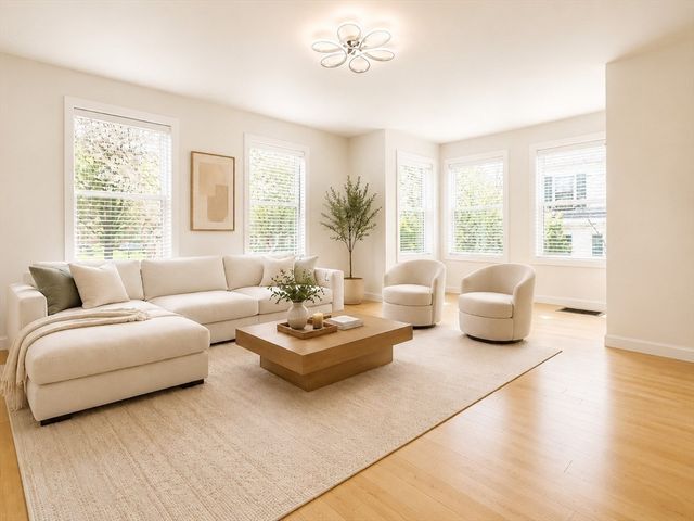 26 Summer Street, Templeton, MA 01468
