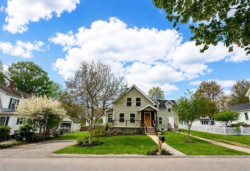 26 Summer Street, Templeton, MA 01468