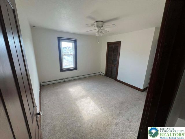 1411 Newport Avenue, Northampton Boro, PA 18067