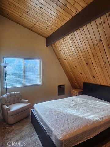 15513 Live Oak Way, Pine Mtn Club, CA 93222