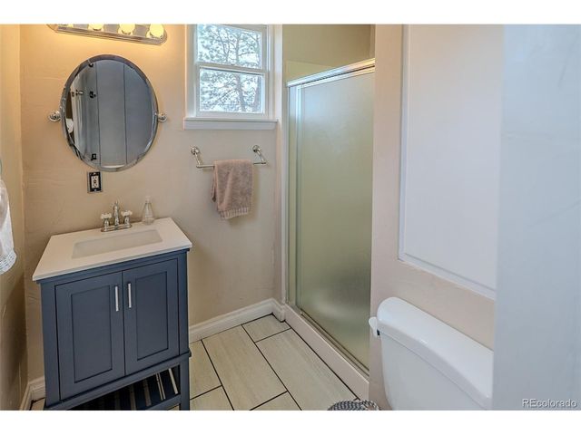 4600 S Pearl St, Englewood, CO 80113