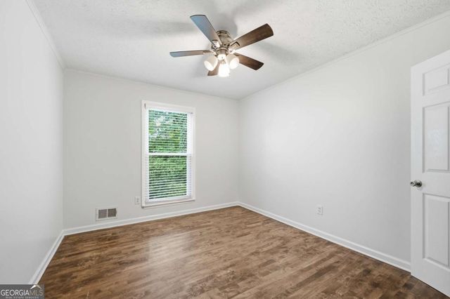 270 Parkmont Court, Roswell, GA 30076