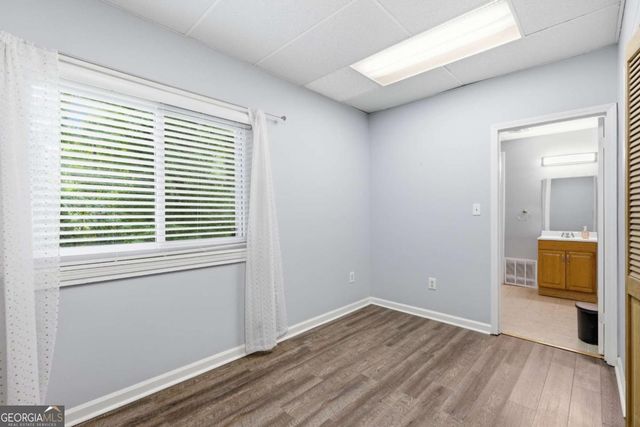 270 Parkmont Court, Roswell, GA 30076