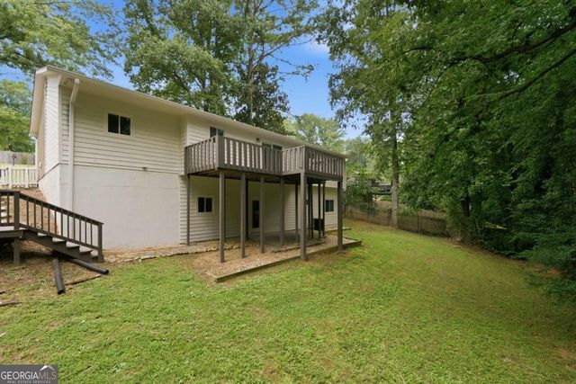 270 Parkmont Court, Roswell, GA 30076