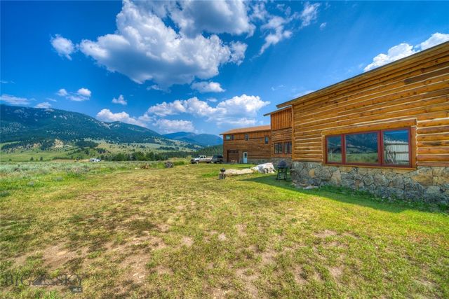 135 Twin Antler Drive, Gallatin Gateway, MT 59730