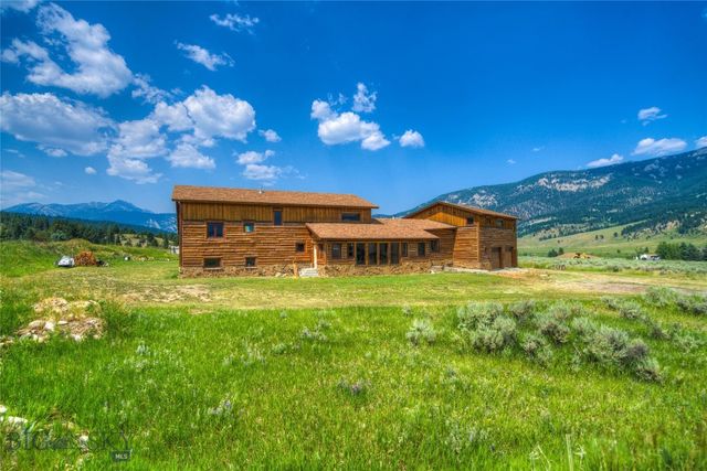 135 Twin Antler Drive, Gallatin Gateway, MT 59730