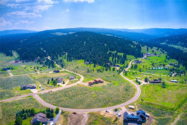135 Twin Antler Drive, Gallatin Gateway, MT 59730