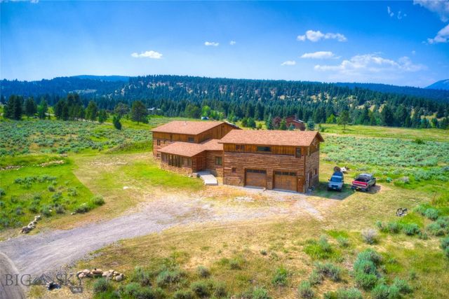 135 Twin Antler Drive, Gallatin Gateway, MT 59730