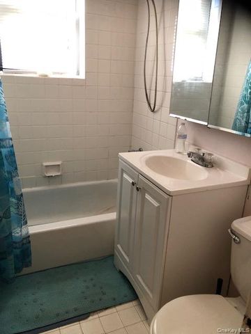 47-22 216 Street 3 D, Bayside, NY 11361