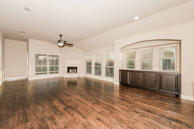 1009 Rockcress Drive, Mansfield, TX 76063