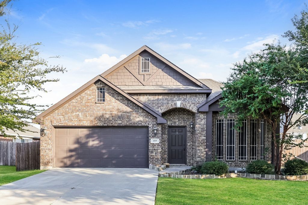 1009 Rockcress Drive, Mansfield, TX 76063