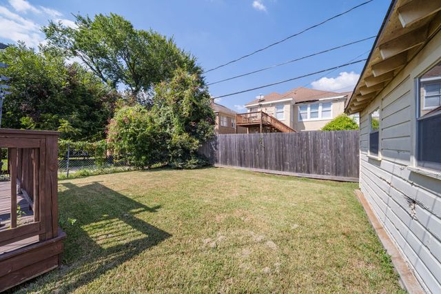 2505 Eagle Street, Houston, TX 77004