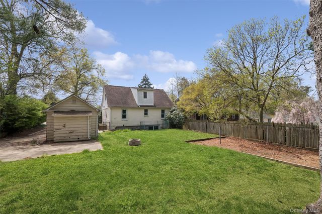 107 E 25th Street, Huntington Station, NY 11746