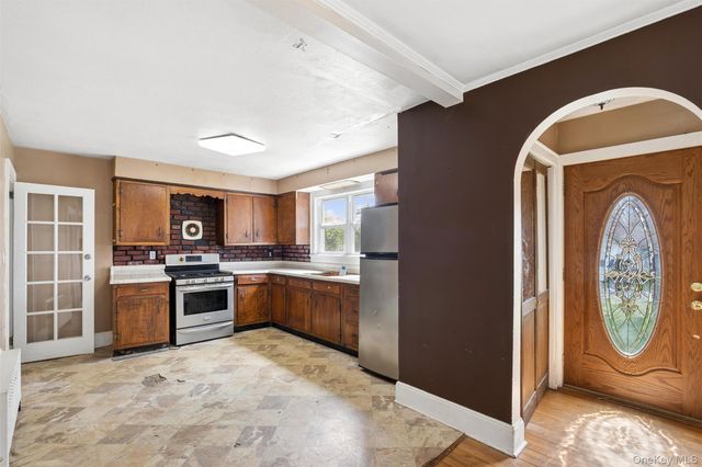 107 E 25th Street, Huntington Station, NY 11746