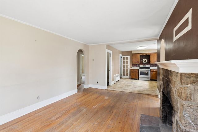 107 E 25th Street, Huntington Station, NY 11746