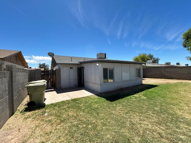 7728 W Reade Avenue, Glendale, AZ 85303