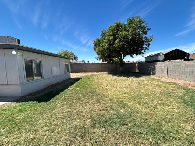 7728 W Reade Avenue, Glendale, AZ 85303