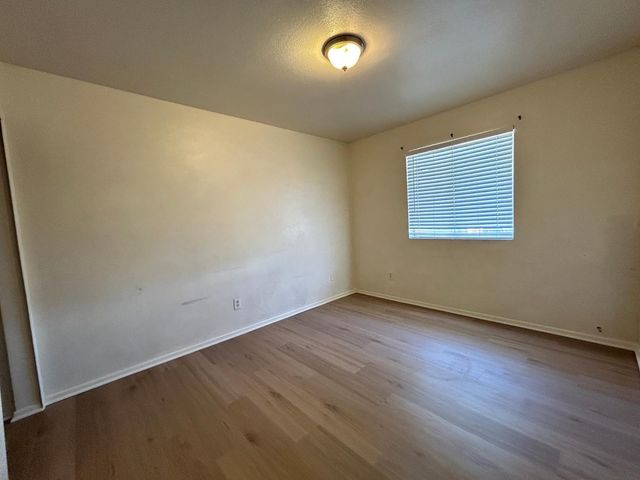 7728 W Reade Avenue, Glendale, AZ 85303