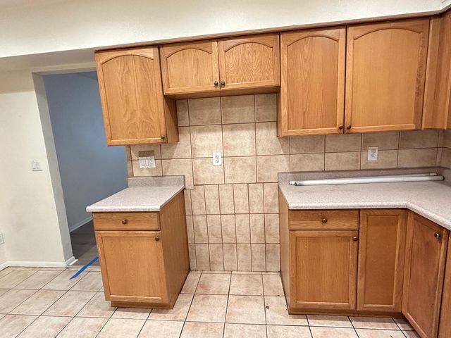 7728 W Reade Avenue, Glendale, AZ 85303