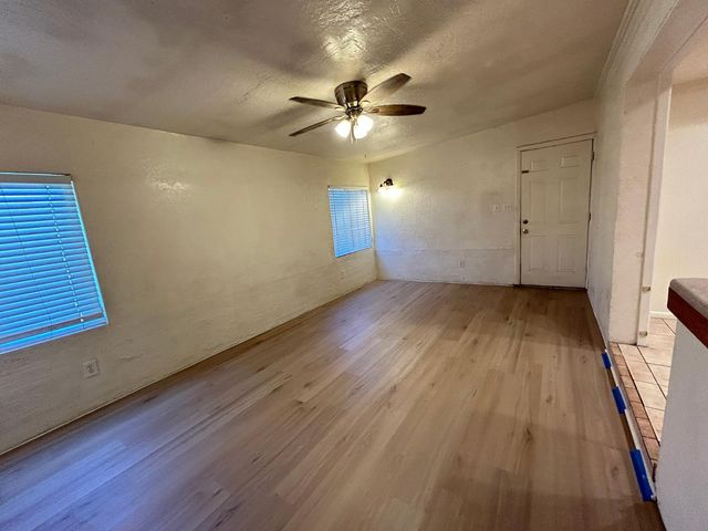 7728 W Reade Avenue, Glendale, AZ 85303