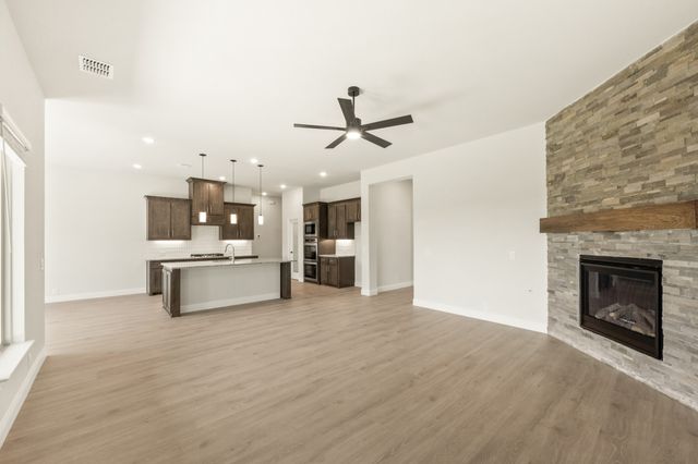 2617 Lila Street, Burleson, TX 76028