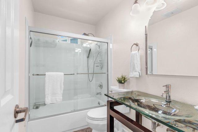 722 Gleneagle Avenue, Hayward, CA 94544