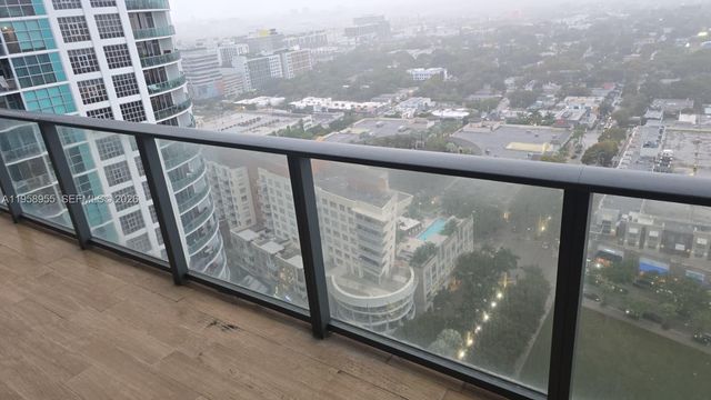 121 NE 34th St 2816, Miami, FL 33137