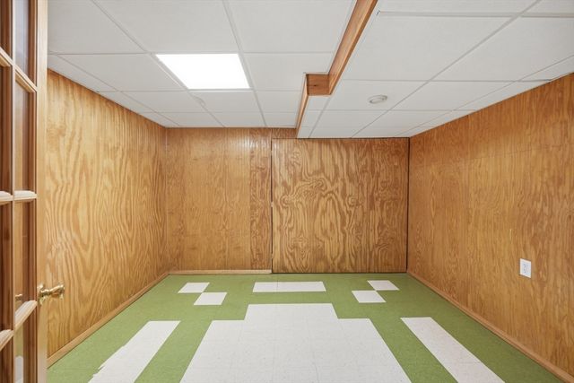 138 Vineland Ave, East Longmeadow, MA 01028