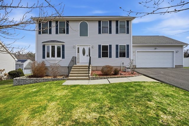 138 Vineland Ave, East Longmeadow, MA 01028
