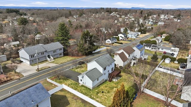 138 Vineland Ave, East Longmeadow, MA 01028