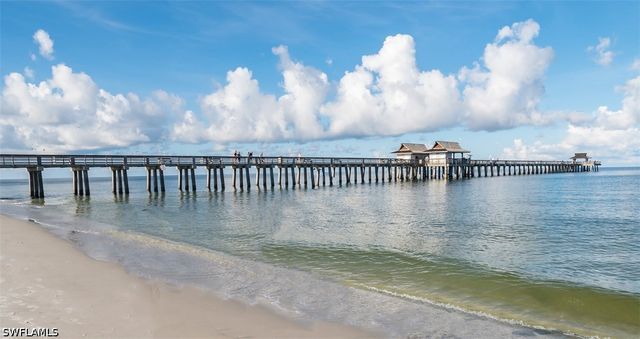 981 Hampton CIR 119, Naples, FL 34105
