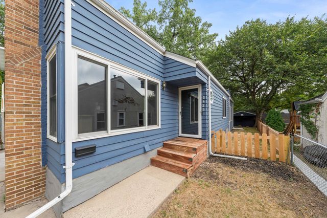 5425 24th Avenue S, Minneapolis, MN 55417