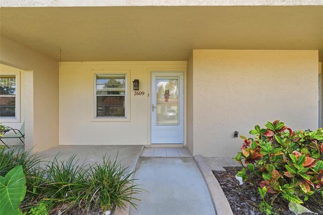 2609 WOODGATE LANE K4, Sarasota, FL 34231